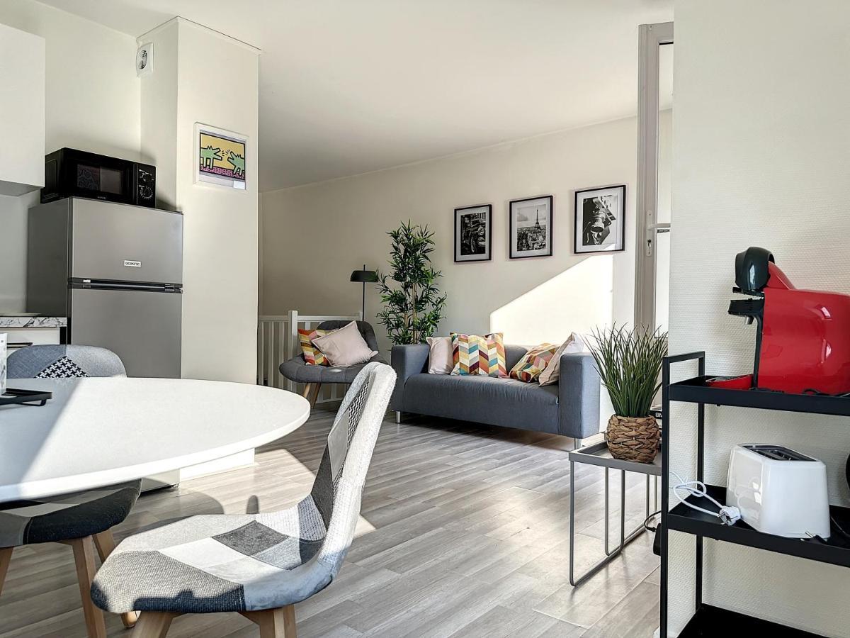 Charmant Appartement Avec Terrasse Parking Ispagnac 外观 照片